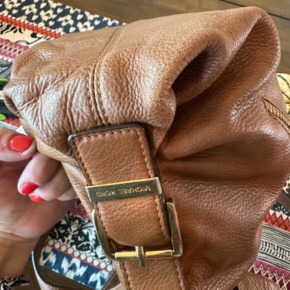Michael Kors Brown Pebbled Leather Two Way Shoulder Crossbody Slouchy Bag, Fair - Picture 8 of 15
